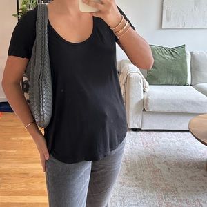 Wilfred Aritiza Black Basic T-shirt